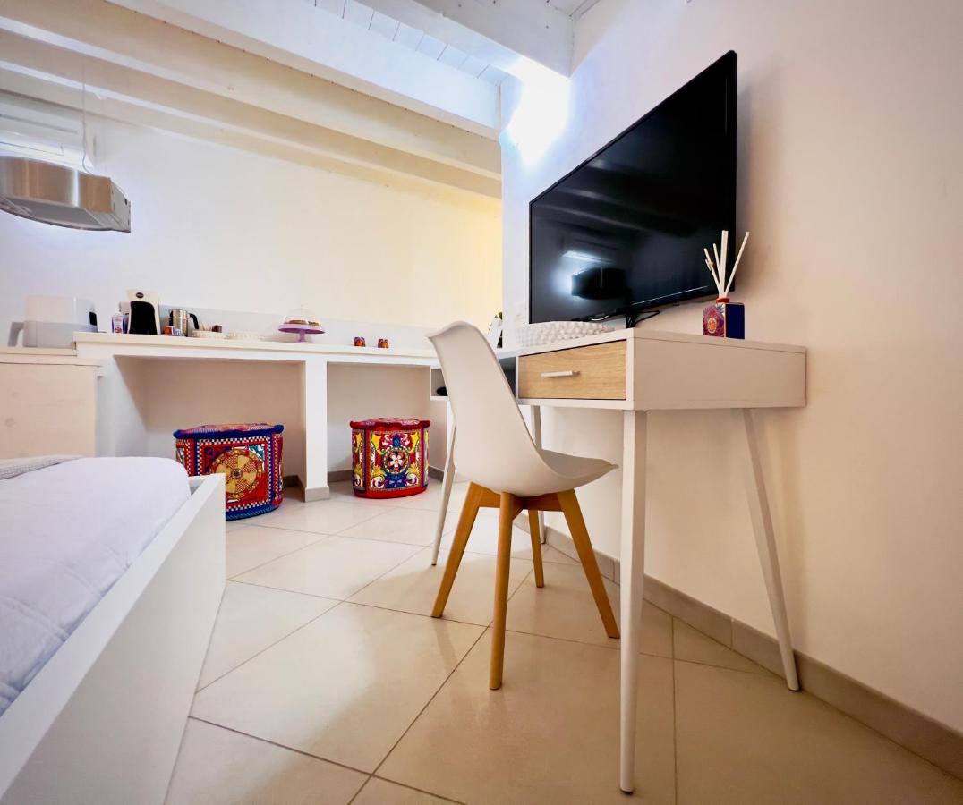 Rooms 153 Principe Umberto Noto Eksteriør billede